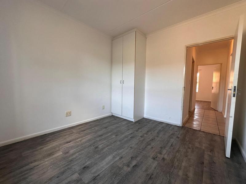 To Let 2 Bedroom Property for Rent in Brackenfell South Western Cape